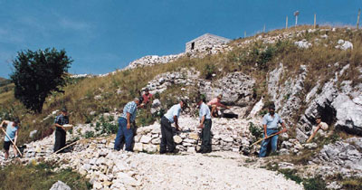 lavori_monte_tomba