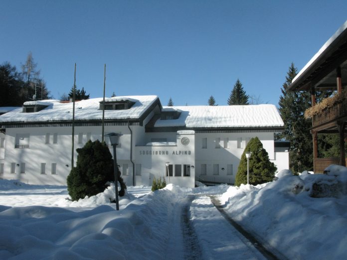 CostalovarNeve