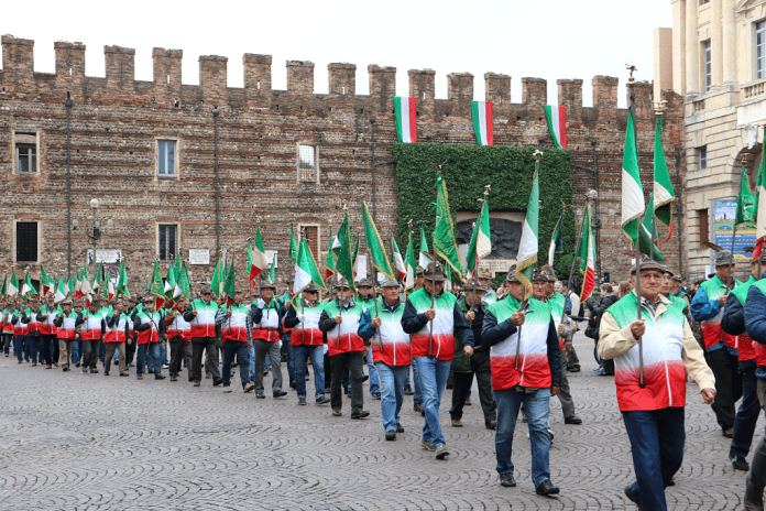 sfilata truppe alpine Mura