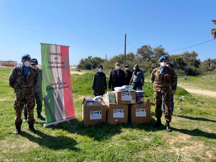 1 - I caschi blu del CIMIC del Sector West alle prima donazione